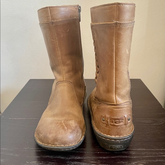 Ugg Kaleen Chestnut Leather Sheepskin Boots - Picture 4 of 7